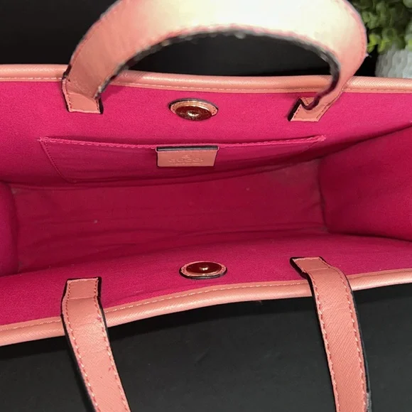 Tote with Strawberry Design - Pink and Gray - Picture 12 of 12